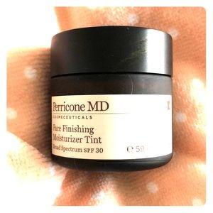 Perricone MD moisturizer tint